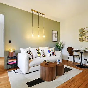 Luxury Flat By Les Maisons De Charloc Homes Paris